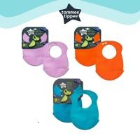 ราคา ผ้ากันเปื้อนแบบยางพร้อมที่รองกันเปื้อน Tommee Tippee Roll & Go (2107812473)