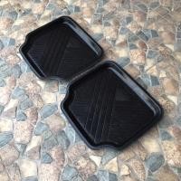 ราคา ถาดรองพื้นรถยนต์คู่หลังรถเก๋ง เเละรถกระบะ4ประตูทุกรุ่น อย่างหนา ทนทาน ไม่ลื่น ไมหลุดเลื่อน**ราคาขายต่อ 1คู่** (16620119497)