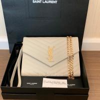 ราคา [รบกวนทักแชทก่อนค่ะ] YSL แท้100% New!!! MONOGRAM CLUTCH 8 นิ้ว ปี Feb2022 (15154429356)