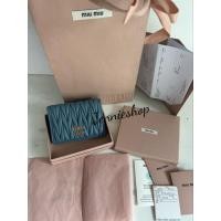 ราคา Miu Miu card holder กระเป๋าตังMiu Miu (24918808900)