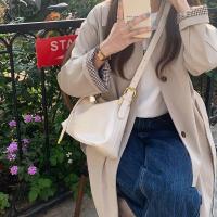 ราคา KNT กระเป๋าสะพายไหล่ทรงโท้ท รุ่น Vi101 หนังPUนิ่ม แต่งซิป สายปรับระดับ แฟชั่นสไตล์เกาหลี (ตัวเลือก2สีดำ,ขาว) (23082990997)