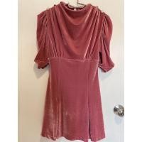 ราคา เดรส LYN AROUND มือ 1พร้อมป้ายห้อย (ราคาเต็ม 2,790) ขาย 900 บาท (10758252937)