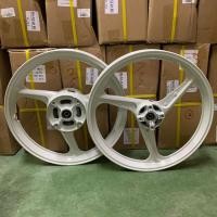 ราคา MUTAKIN ล้อแม็คแท้ 3 ก้าน มชุดลูกปืน สำหรับเว HONDA RS150 GTR150 CB150R CBR150 Sonic 150 WINNER150ดิสก์เบรกหน้าและหลัง (19989712585)