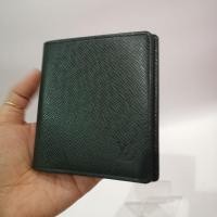 ราคา Used LV Taiga wallet รับประกันแท้100% (6218913985)
