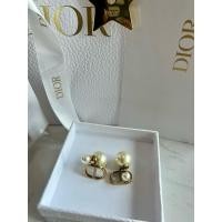 ราคา very like new dior earring (24921168366)