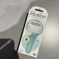 ราคา มีดโกนขนหัวสบู่ schick intution (16786883942)