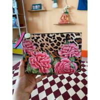 ราคา มือ1 กระเป๋าหนัง ใส่เครื่องสำอางแบรนด์ Estee Lauder ของแท้ (23071366625)