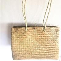 ราคา กระเป๋าสานกระจูดทรงเหลี่ยม (5241769562)