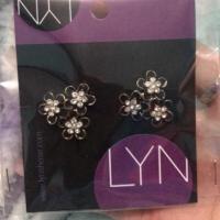 ราคา Lyn ต่างหูของแท้ (1174203286)
