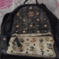 ราคา กระเป๋าเป้ MCM เป็นหนังแท้ แต่ไม่แน่ใจว่าเป็นของแท้หรือเปล่าตรวจไม่เป็น หนังนิ่ม สภาพสวย มือสอง (1137528063)