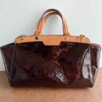 ราคา กระเป๋าถือ louis vitton หนังแก้ว มือสอง ก้น 11 นิ้ว ปากกระเป๋า 13 นิ้ว (24050709813)