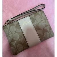 ราคา มือ 2 (ของแท้ 100%) COACH คล้องมือ Size S แบบ 1 ซิป (23145753847)