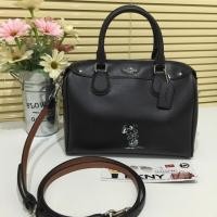 ราคา New!!!Coach F37272 หมอน9" ลายสนุปปี้ สีดำ รุ่น Limited Edition (10523730)