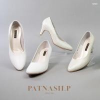 ราคา รองเท้าคัชชู สีขาว ครีม น้ำตาล หัวมน สูง 2.5 นิ้ว ข้างในนิ่ม l 91861 (4436367338)