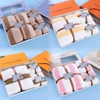 ราคา ผ้าขนหนู 3ผืน เซตกล่องผ้าขนหนู กล่องชุดริ้วใหญ่กล่อง+ถุงหิ้ว ผ้าเช็ดตัว ผ้าเช็ดหน้า (แบบกล่องริ้วใหม่) (10198138716)