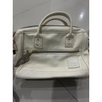 ราคา กระเป๋าสะพาย anello แท้ หนัง PU สีขาวมือสอง (24650940207)