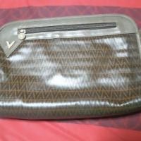 ราคา กระเป๋าvalentino vintage คลัช แท้!! ขนาด6"×10"×2" สภาพสวย (2370639392)
