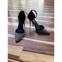 ราคา รองเท้าคัชชูมือสอง สภาพดี size39 (18977182072)