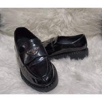 ราคา ไซส์ 38 ☺️ Prada loafer สวยปัง งานหายาก รองเท้าแบรนด์เนมมือสอง (14285668261)