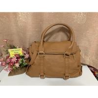 ราคา ส่งต่อ กระเป๋ามือสอง หนังแท้ Sisley สภาพสวย (3690308402)