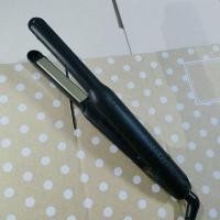 ราคา **มือสอง เครื่องหนีบผม ghd (21493990027)
