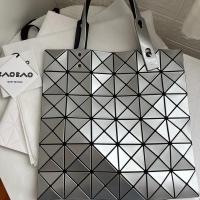 ราคา baobao 6x6 lucent silver แท้‼️ (16062443276)