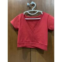 ราคา สินค้ามือสองเสื้อครอปเอวลอย ครอปแขนสั้นครอปเอวลอย เสื้อครอป (6945693487)