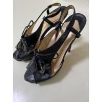 ราคา รองเท้าส้นสูงผูกเชือก Christian Louboutin 4.5 นิ้ว ไซส์ 36 มือสอง ของแท้ สภาพดี (18092059882)