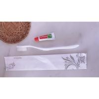 ราคา ของใช้ในห้องน้ำโรงแรม ชุดแปรงฟันโรงแรม แปรงสีฟันขาว+ยาสีฟัน3กรัม ซองกระดาษ แพคละ 100 ชุด (4458477360)