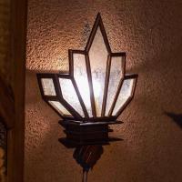 ราคา โคมไฟกลีบบัว โคมไฟไม้สัก ติดผนัง ติดหัวเสา ตกแต่งหน้าบ้าน ตกแต่งรอบบ้าน แถมหลอดไฟ LuckyThailand (3538914828)