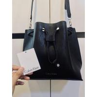 ราคา กระเป๋า Calvin Klein ทรงขนมจีบ ของแท้ (มือสอง) (13621048108)