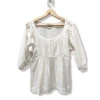 ราคา เสื้อสีขาวคอกว้าง Banana republic อก 36 นิ้ว D221 (13151075757)