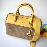 ราคา กระเป๋าสะพายข้างทรงหมอนใหญ่ Michael Kors 35S3GTFU2B Jet Set Travel Medium Duffle Bag (25821371935)