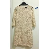 ราคา H&M Size XS เดรสลูกไม้มือสอง สีครีม อก 31" แขน3ส่วน สภาพดี มือ2 (24273986952)