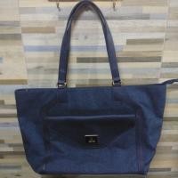 ราคา กระเป๋าสะพายข้าง VERA WANG แท้ มือสองสภาพสวย (5211564793)