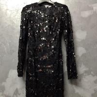 ราคา เดรสราตรีเข้ารูปสีดำ แขนยาว ปักเลื่อมหรูๆ งานมือ2 สภาพดี แบรนด์Chistian Dior (2270286762)