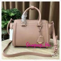 ราคา Charles & Keith Structured Trapeze Bag (Outlet) กระเป๋าแบรนด์เนม (932396460)