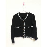 ราคา ส่งฟรี! เสื้อคลุมไหมพรมแขนยาวสีดำกระดุมทอง (7960176483)