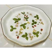 ราคา ถาด Wedgwood Wild strawberry (24863601492)
