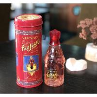 ราคา Versace Versus Red Jeans Eau De Toilett Spray for Women 75ml (13960286139)