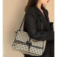 ราคา กระเป๋าสะพายไหล่ ทรงสีเหลี่ยม ลายชิโนริ พร้อมส่ง (18139780775)