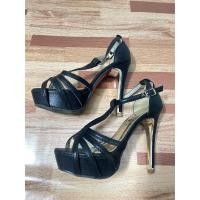 ราคา รองเท้าส้นสูง5นิ้วสีดำมือสอง (21594985818)