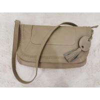 ราคา กระเป๋า​ Fly​now​ มือ2หนังแท้สภาพสวย (12750943869)