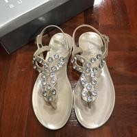 ราคา Used once!! Holster shoes Masquerade Jelly Champagne size 36 สภาพดีมากๆ ใส่ไปครั้งเดียว มีกล่องค่ะ (771069463)