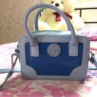 ราคา กระเป๋าสะพาย JellyBunny มือสอง มีตำหนิตรงสายคล้องข้างขาวหลุด (211269414)