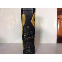 ราคา กล่องเหล็กใส่เหล้า Johnnie black label ขนาด 700ml (17568325307)