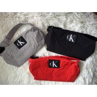 ราคา กระเป๋าสะพายข้างCalvinKlein "CK กระเป๋าสะพายสั้นเล็ก "งานCalvinKleinแท้100% (23547971691)