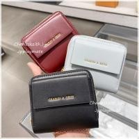 ราคา กระเป๋าสตางค์ Charles & Keith รุ่น Metallic Accent Snap Button Card Holder : CK6-10770479-1 แท้จากชอป (18202895749)
