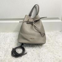 ราคา Used Furla Costanza Bucket Bag แท้มือ2 (12220881822)