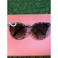 ราคา แว่นตากันแดด กันลม แว่นตาแฟชั่น เลนส์สีชา/ขอบฝังเพชรขาแว่นสีทองกระจกอย่างดี ทรงกลมเกาหลีดีป้องกันUVฮิตสวยน่ารักใหม่ (4553970509)